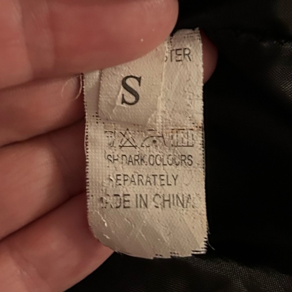 VTG Cute Plaid Mini skirt with gold buttons. Size S. - Picture 7 of 8